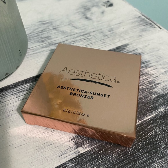 Aesthetica Sunset Bronzer - Picture 5 of 6